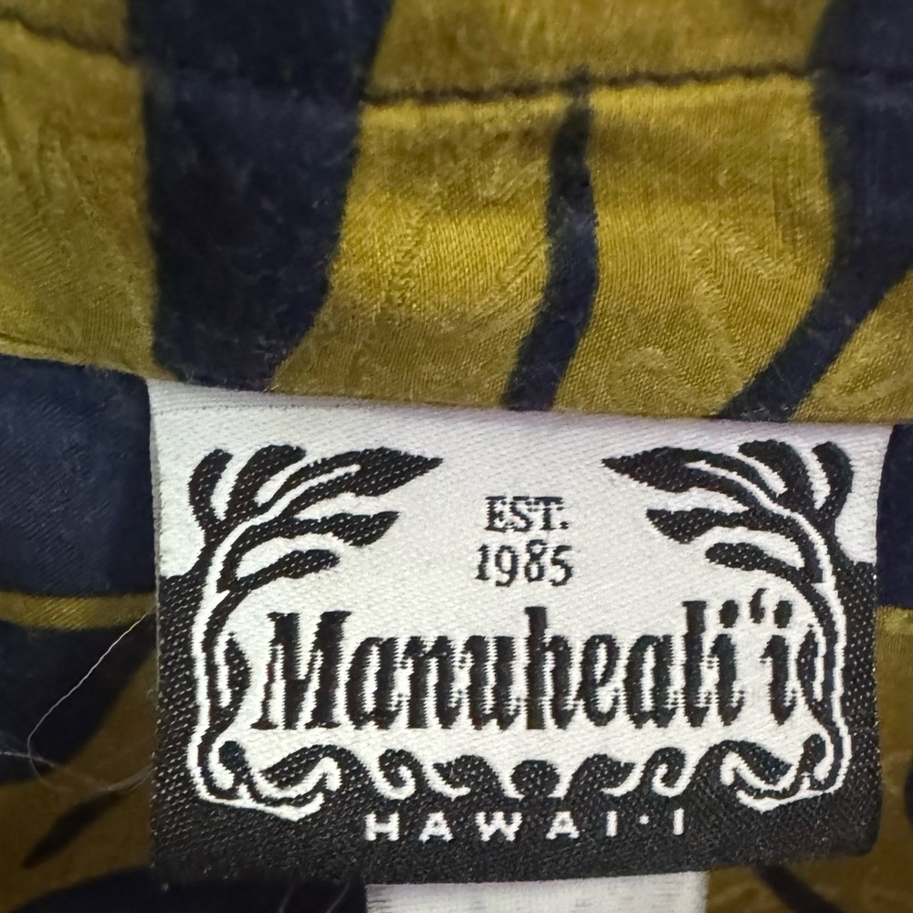 Manuhealii Navy and Mustard Shirt - Picture 4 of 5